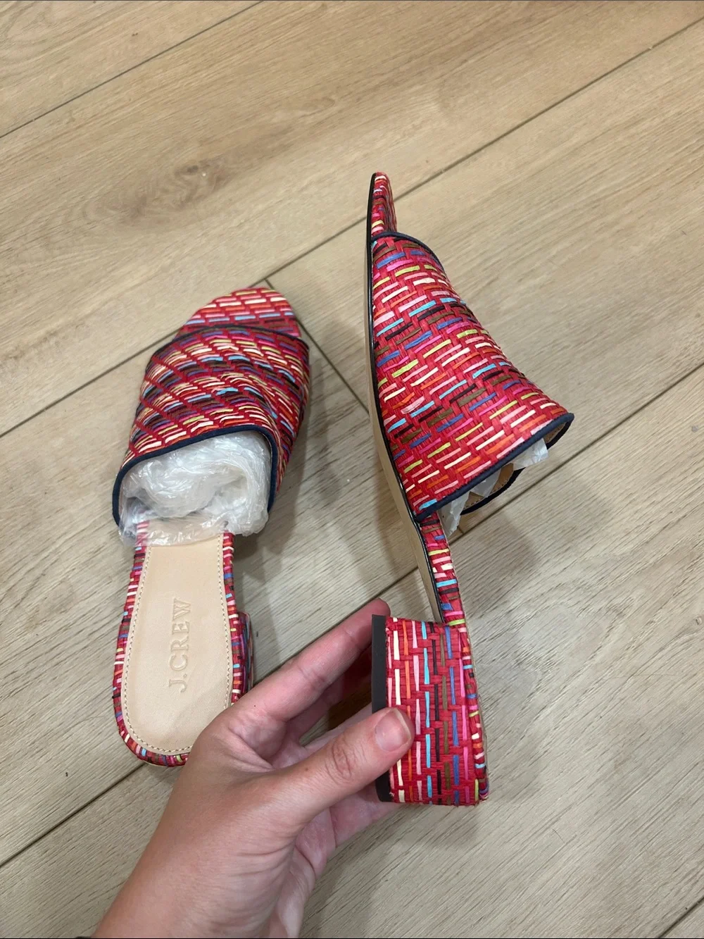 NWOT J. Crew Rainbow Raffia Mules Size 8